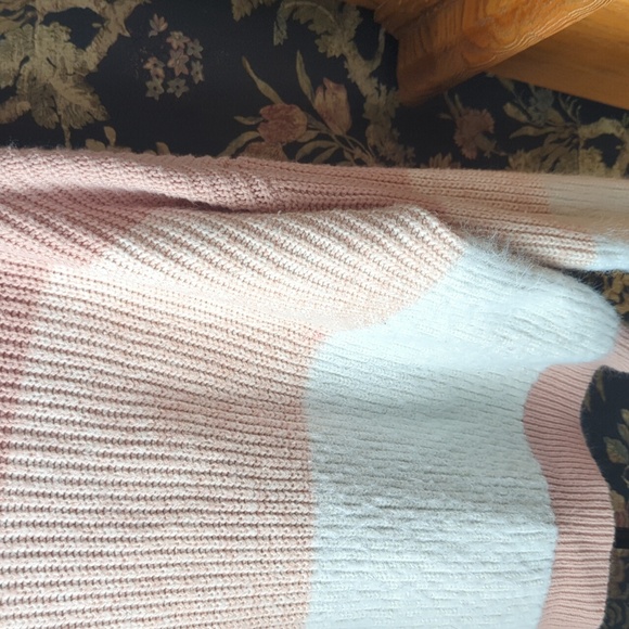 Pink Lily Color Block Pink Oversized Size Small Scoop Neck Sweater - Picture 2 of 7